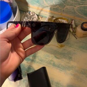 Women’s sunglasses